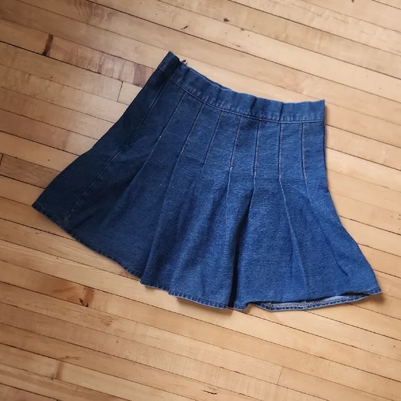 Full Tilt Pleated Denim Mini Skirt - Picture 4 of 4